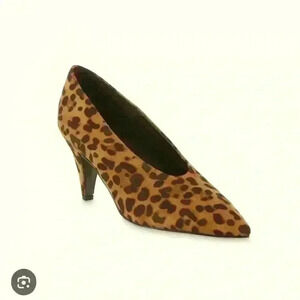 Olivia Miller Leopard Pumps Size 9
